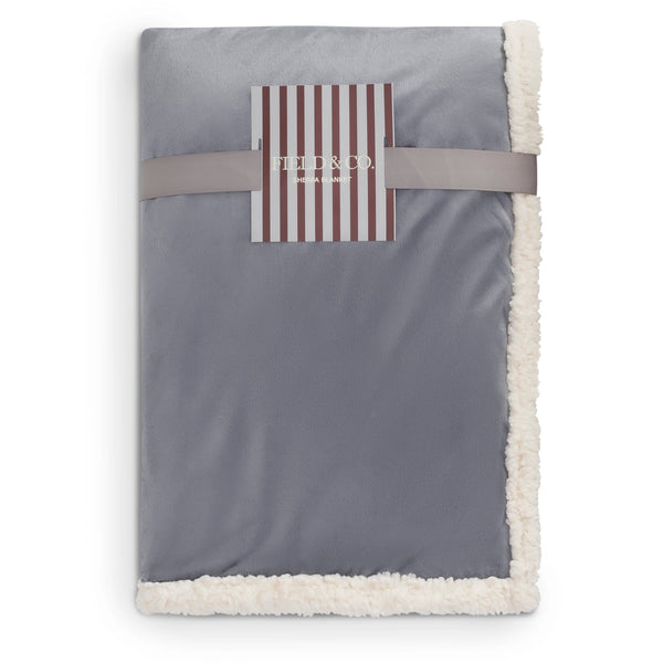 Field & Co.® Couverture sherpa surdimensionnée Cambridge